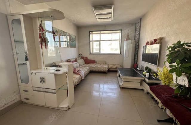 徒骇河边 二中附近金柱文苑 精装三室带车位