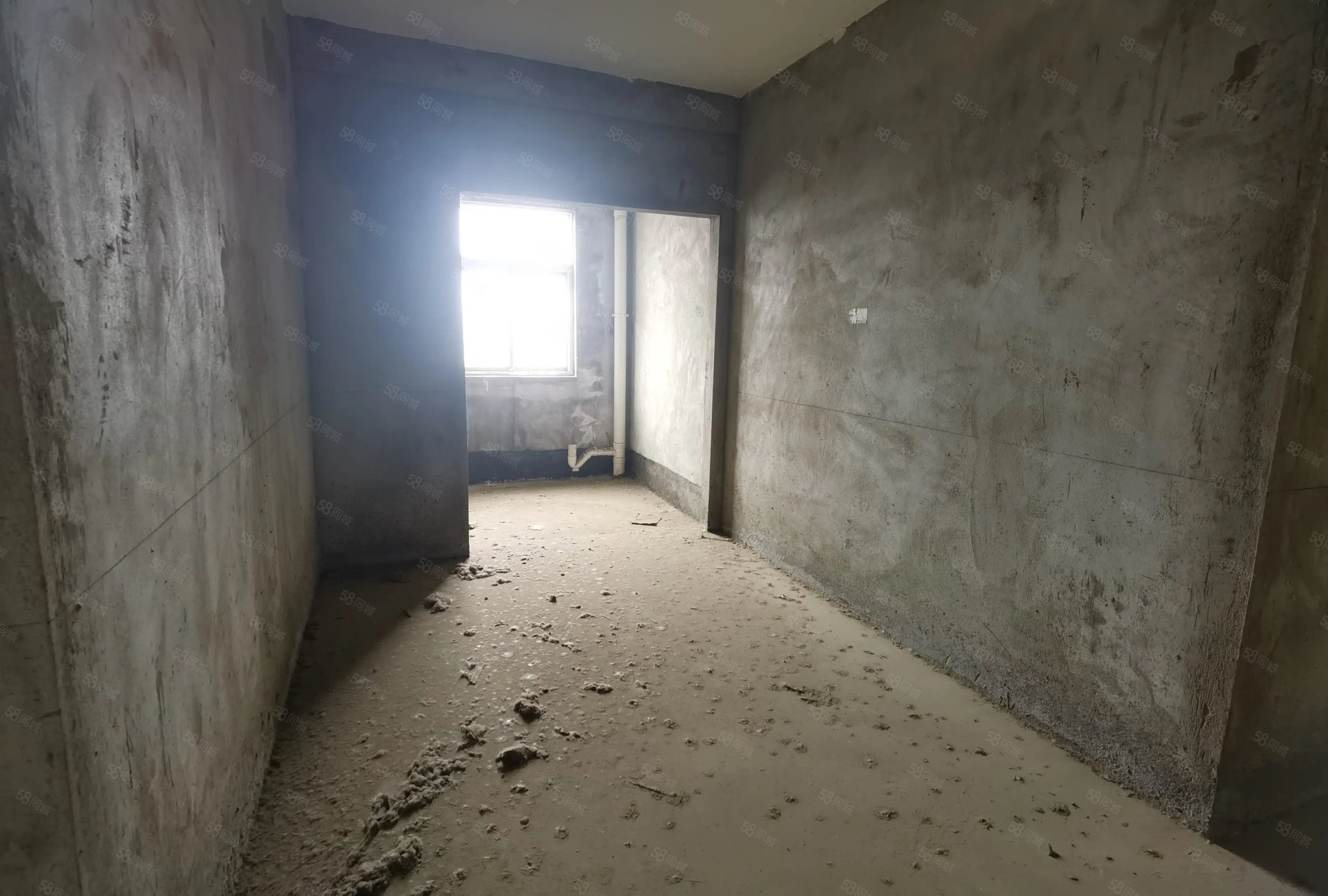 盛世东城3室2厅2卫135.6㎡南北51万