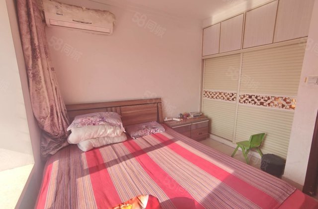 花园北路 刚需小三居 购物方便 正规商品房 有电梯