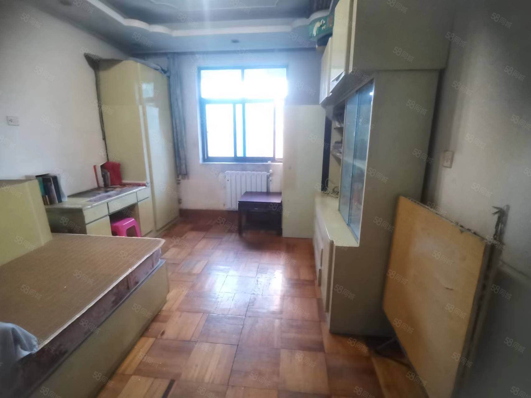 旭日新村3室2厅1卫73.08㎡南24.8万