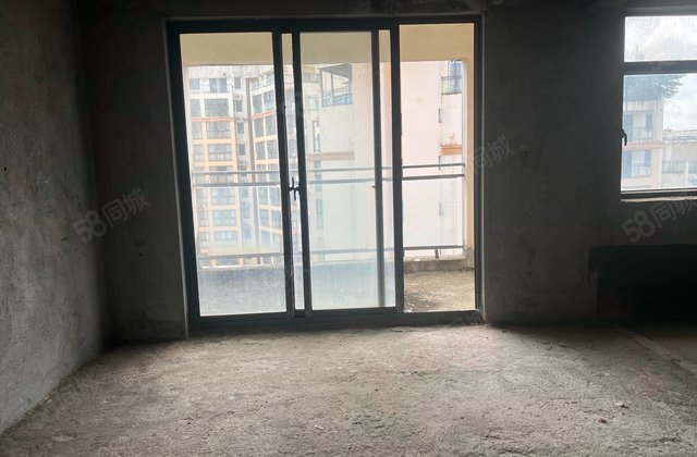 金手指高尔夫温泉小镇1室1厅44㎡22万二手房图片