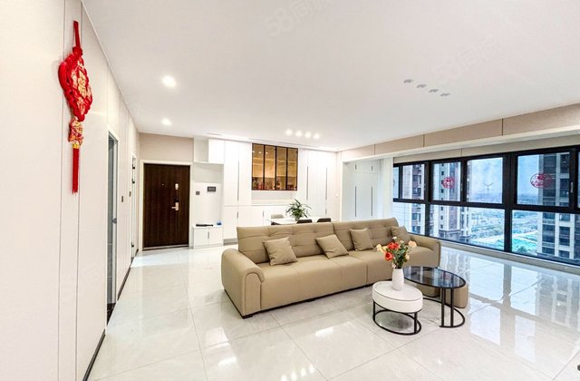 听湖九园3室2厅112.98㎡92.8万二手房图片