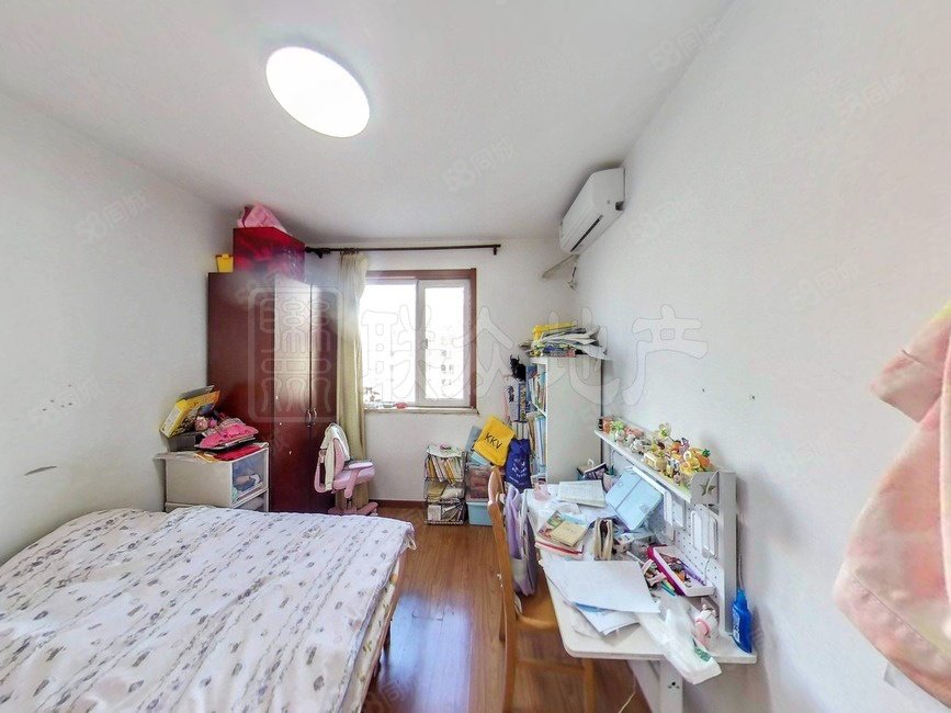 新興家園(西區(qū))3室2廳2衛(wèi)127.04㎡南北270萬