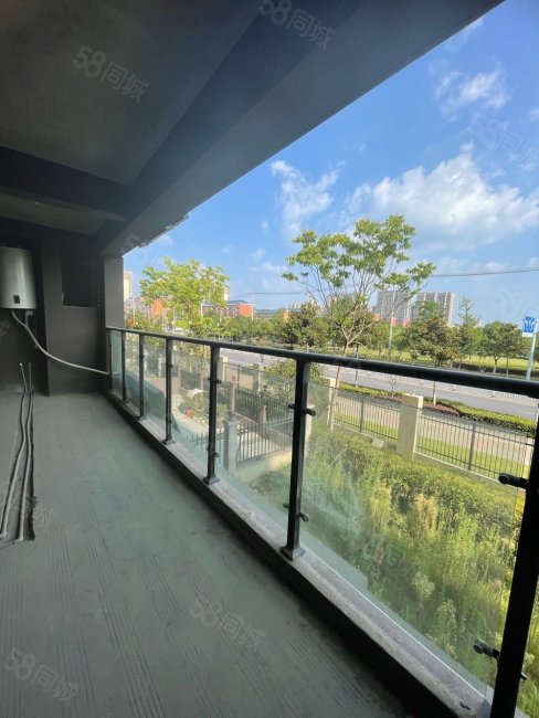 光明书香雅苑3室2厅1卫119㎡南75万