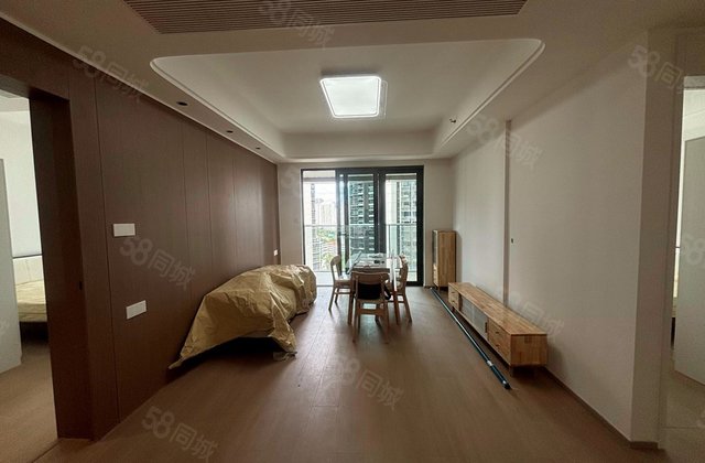 御龙天地3室2厅105㎡578万二手房图片