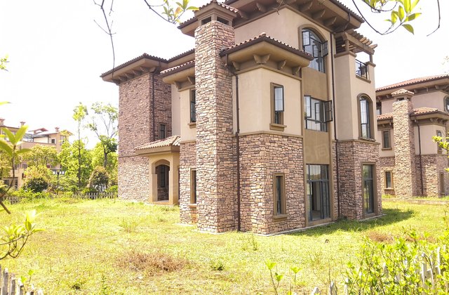 【11图】白晶谷小独栋别墅实得200平送180平花园,中铁大道-贵阳58同城