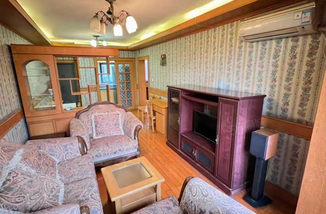 田林十四村3室1厅73.3㎡350万二手房图片