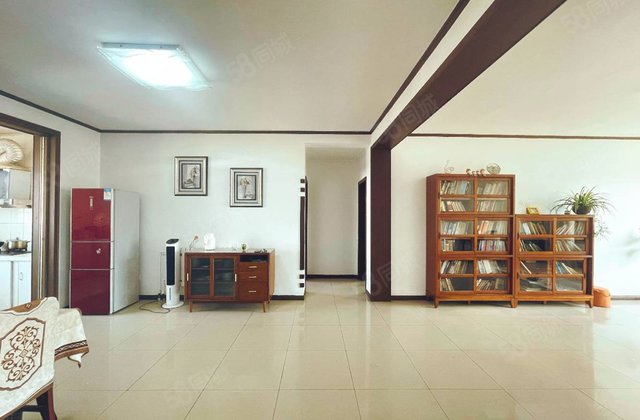 科文学府花园3室2厅126㎡24.9万二手房图片