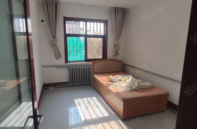 公路馨园 东昌湖边 步梯二楼 有储藏室 看房方便