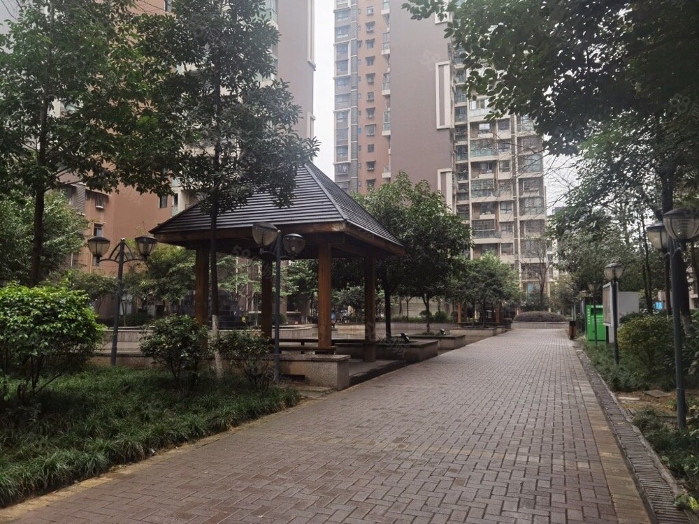 精装电梯中层三室可改四室 老证 看房有钥匙,和泰锦苑-德阳58同城