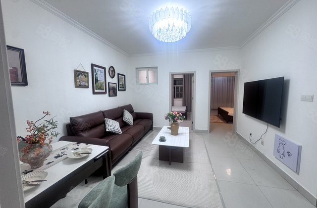 急售 水岸新城 香格里 精装修 送家具家电 三室一厅