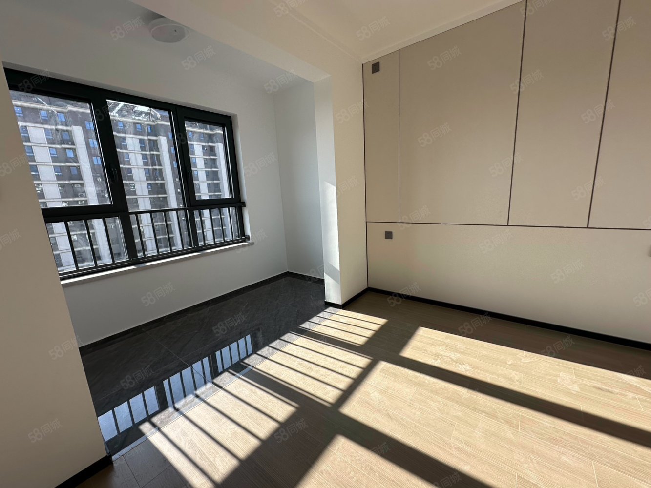 星譽(yù)BEIJING南區(qū)3室2廳2衛(wèi)105㎡南北450萬