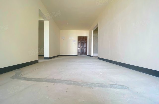 约克郡壹號湖畔3室2厅92.47㎡110万二手房图片