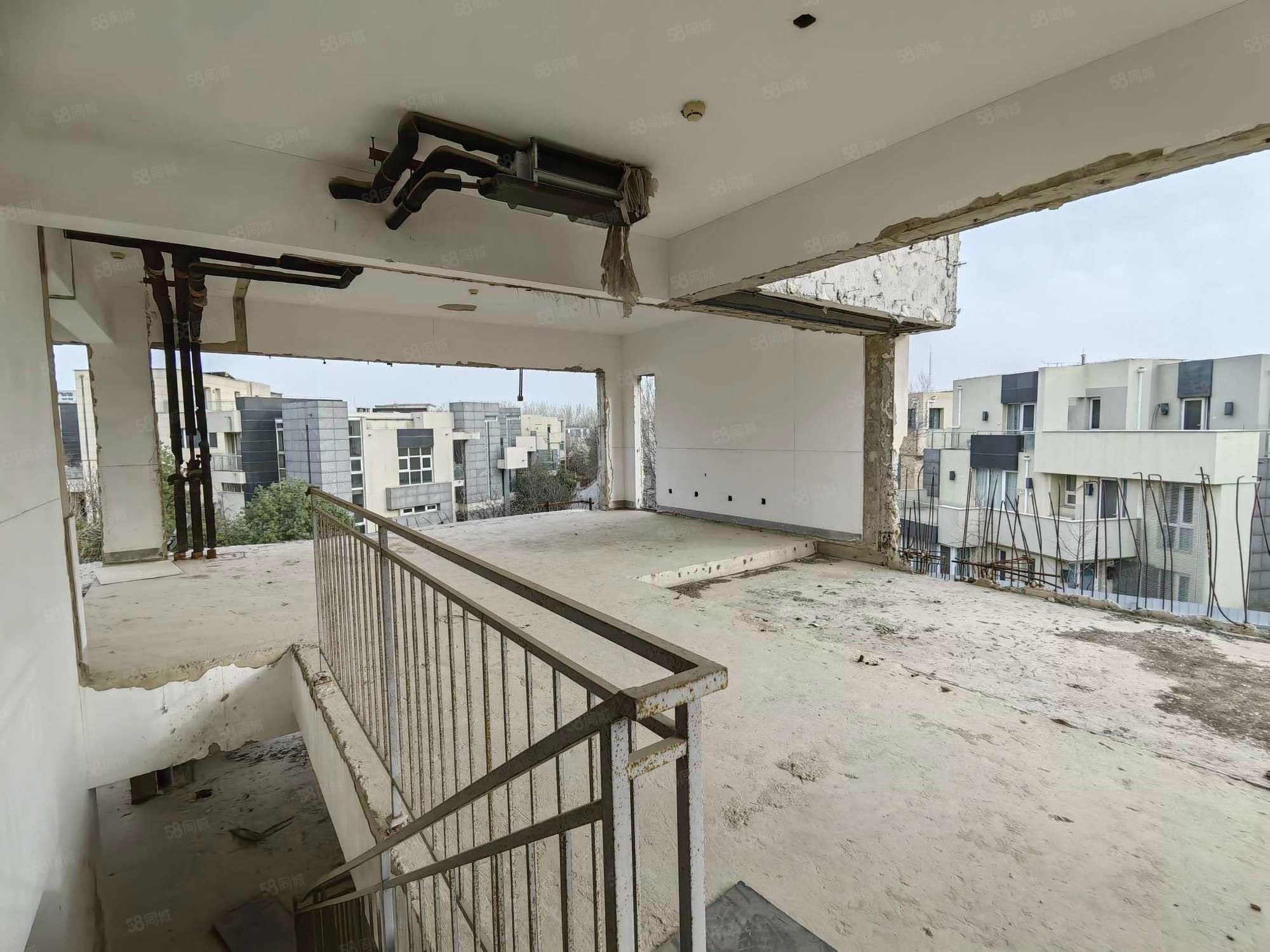 澳景園4室5廳3衛(wèi)500.57㎡南北2000萬