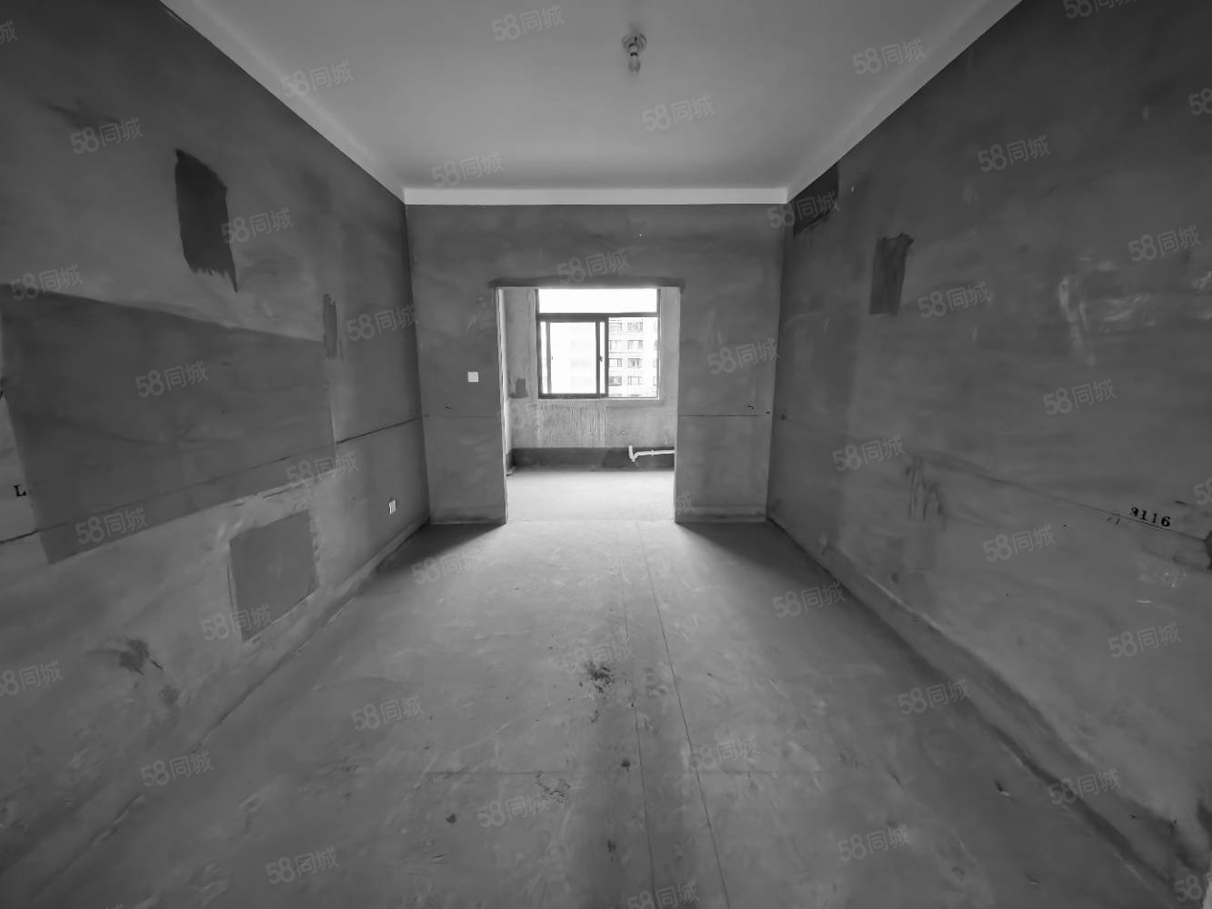 悦湖城4室2厅2卫153㎡南北110万