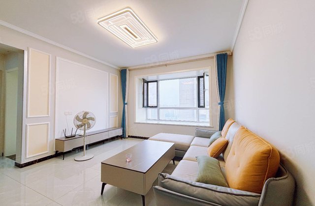 民生凤凰城8号院 装修好 精装修 南北通透  商品房送车储