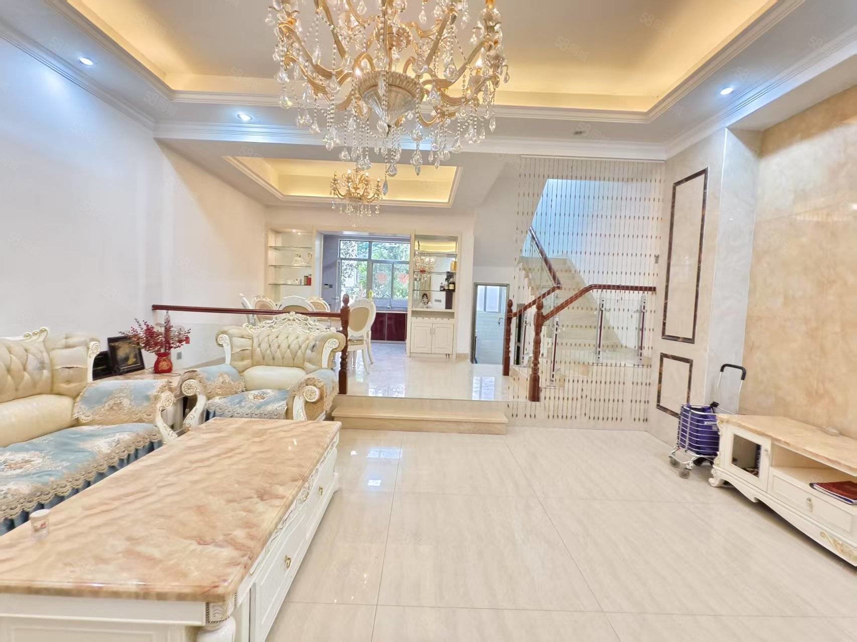 韶关碧桂园4室2厅4卫224㎡南138万