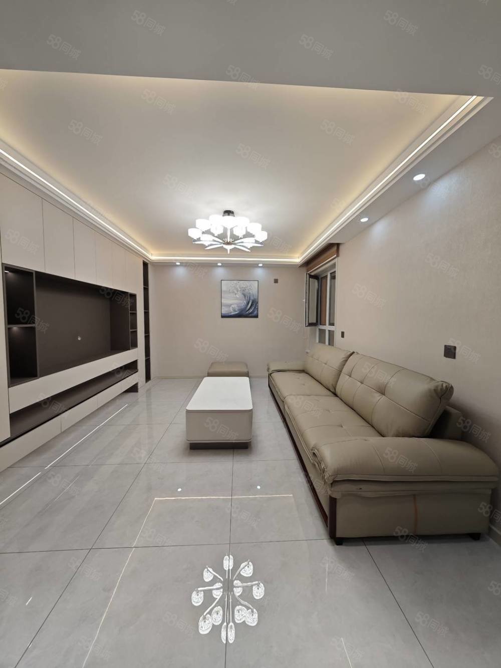 青湖铭城2室2厅1卫79㎡南北30万