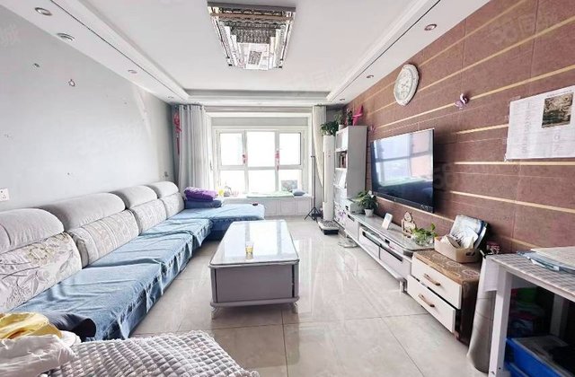 华中国宅华府(西院)3室2厅125㎡133万二手房图片