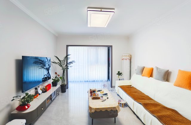 红星天铂4室2厅125.8㎡150万二手房图片