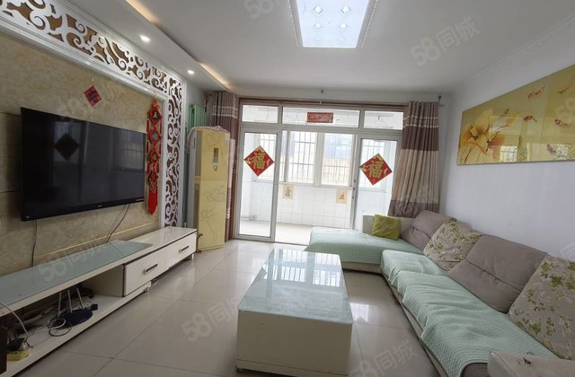 鸿顺花园，86.6万，步梯二楼，阳光实验，送储藏室单价七千二