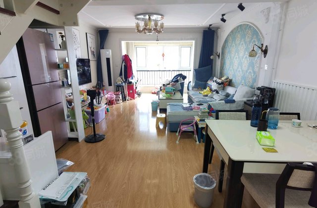 当代国际 精装复式 128平 送储 有证可按揭