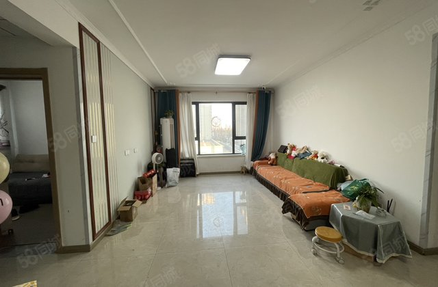 民生凤凰城十七号院 精装修带电梯 东边户南北通透小区环境优美