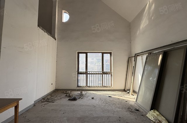 中铁龙盘湖世纪山水(公寓住宅)3室2厅116.47㎡63万二手房图片