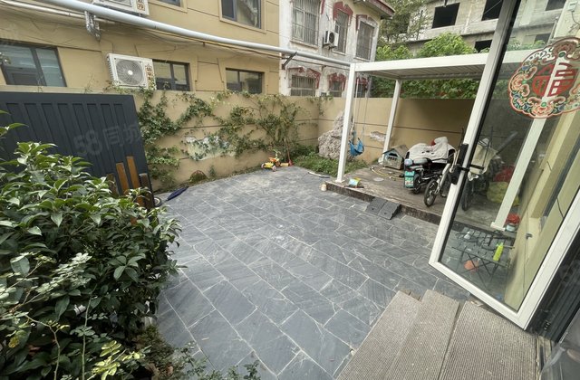 振兴西路金鼎巷独栋别墅精装上下二层带院子靠路边停车方便