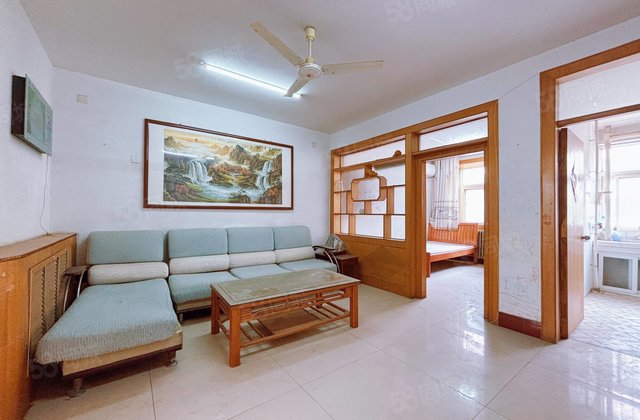 昌润路光明医院，步梯二楼，    ，房东急售