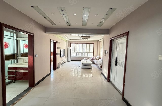 南湖水景小区3室2厅125㎡73.8万二手房图片