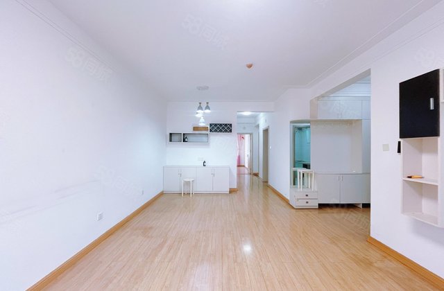 急售徒骇河旁昌润莲城瑞荷园中间楼层121平三室送地下室随时看