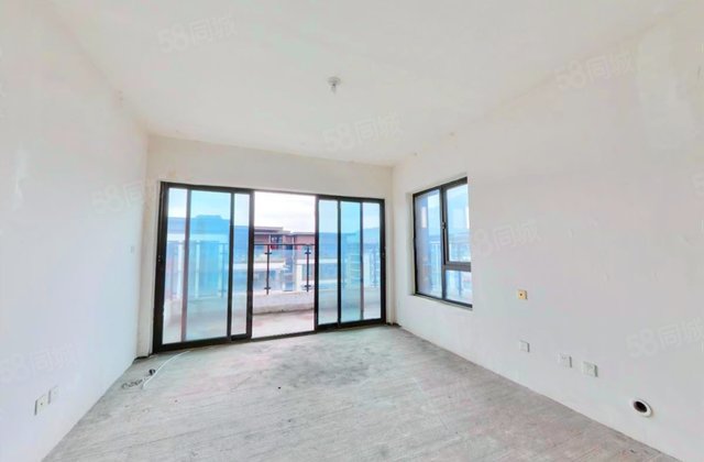 人居云山府3室2厅115.71㎡92万二手房图片