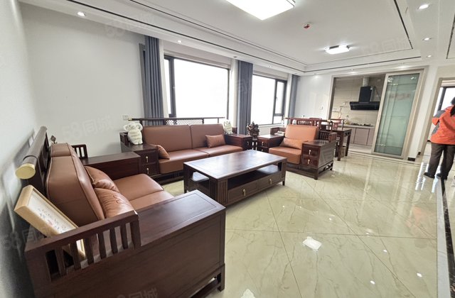 绿城百合观景房带车位储藏室好楼层西边户