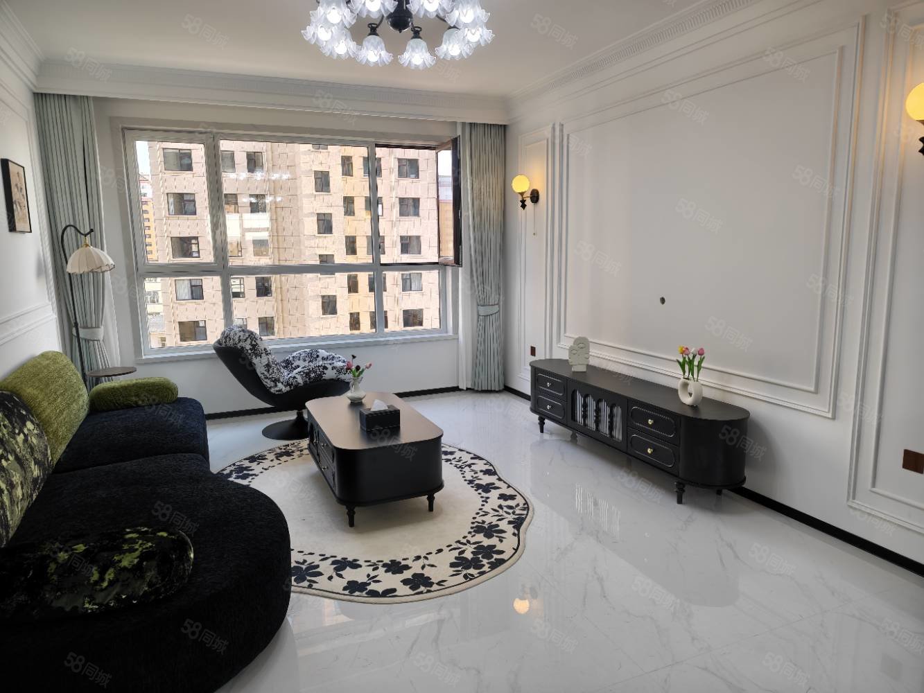 胜利嘉园3室2厅2卫124㎡南北85.8万