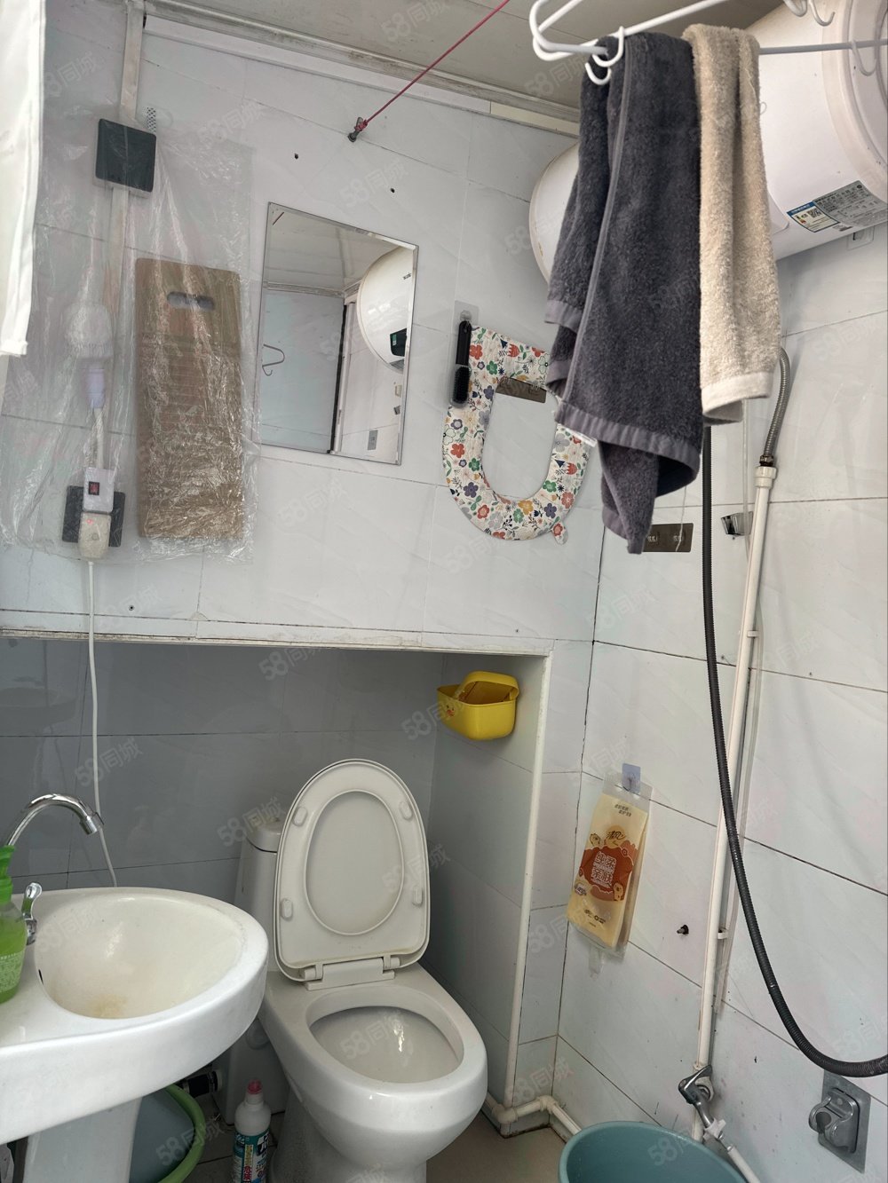 靈光胡同小區(qū)1室1廳1衛(wèi)10㎡南北135萬