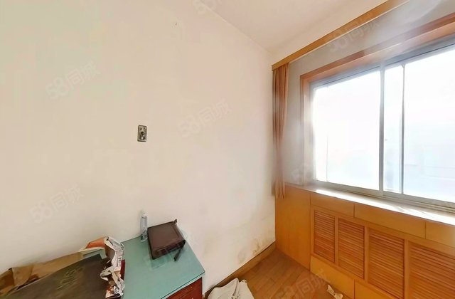 东北师范大学第一教职工住宅区3室1厅83㎡50万二手房图片