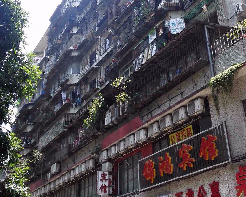 蟠龙花园内环路广州环城高速之间