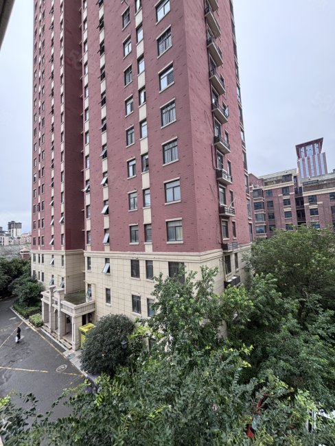 杭颐师大状元府(东区)3室2厅2卫119㎡南91.99万