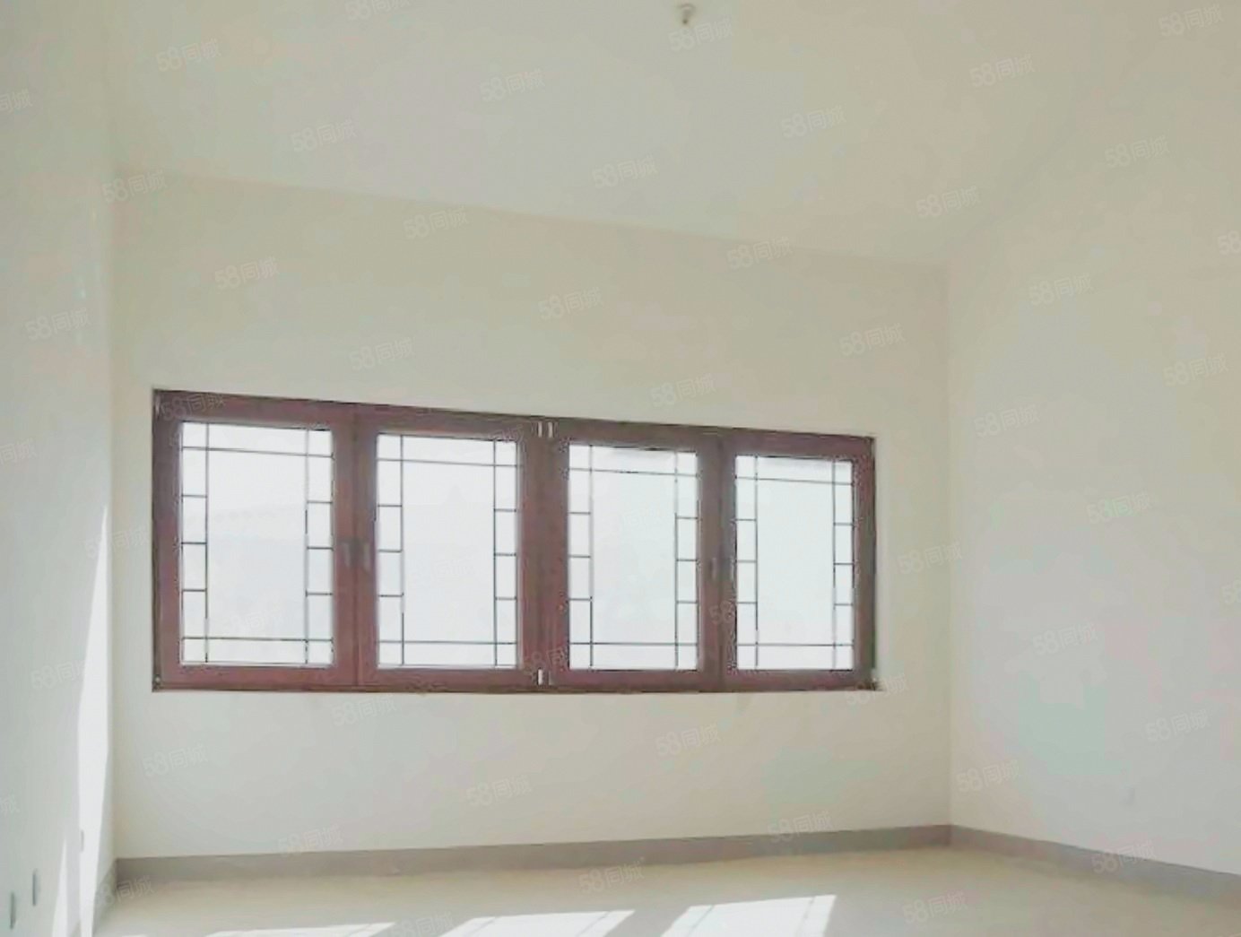 龍湖頤和原著6室3廳5衛(wèi)1096㎡南北18000萬