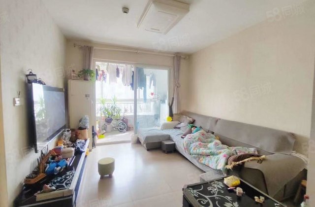 望湖小区 今日新出 正规三室 中间位置