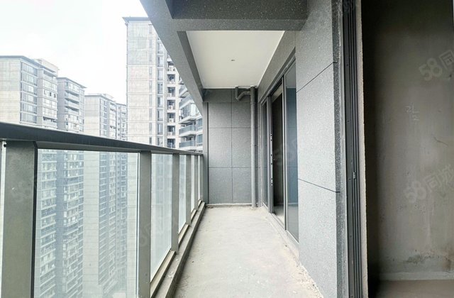 广州融创文旅城4室2厅112.94㎡230万二手房图片