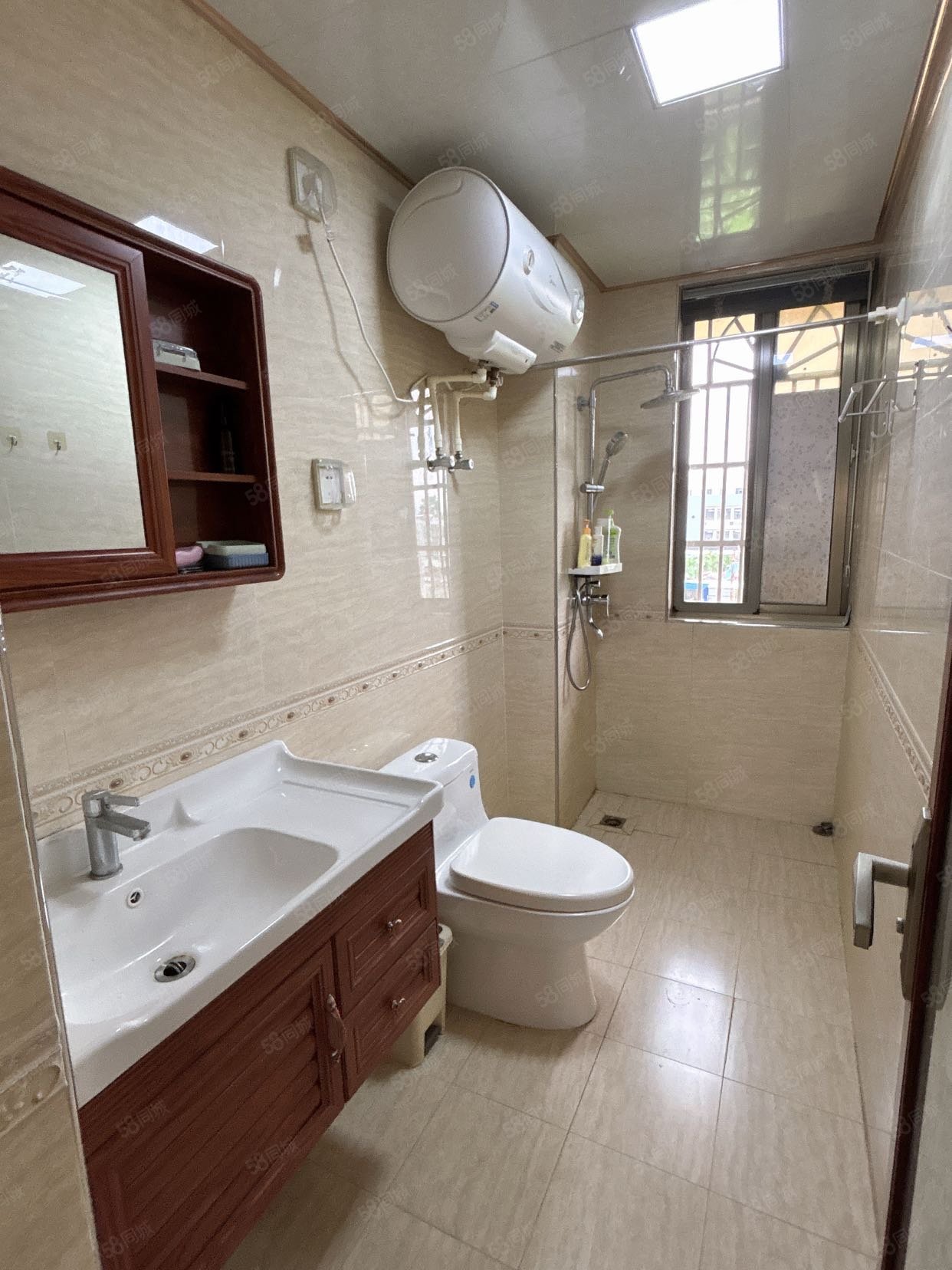 德盛南岛康城3室2厅1卫78.98㎡南北60万