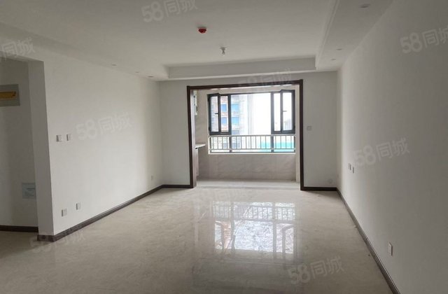 裕昌九州新城3室2厅2卫