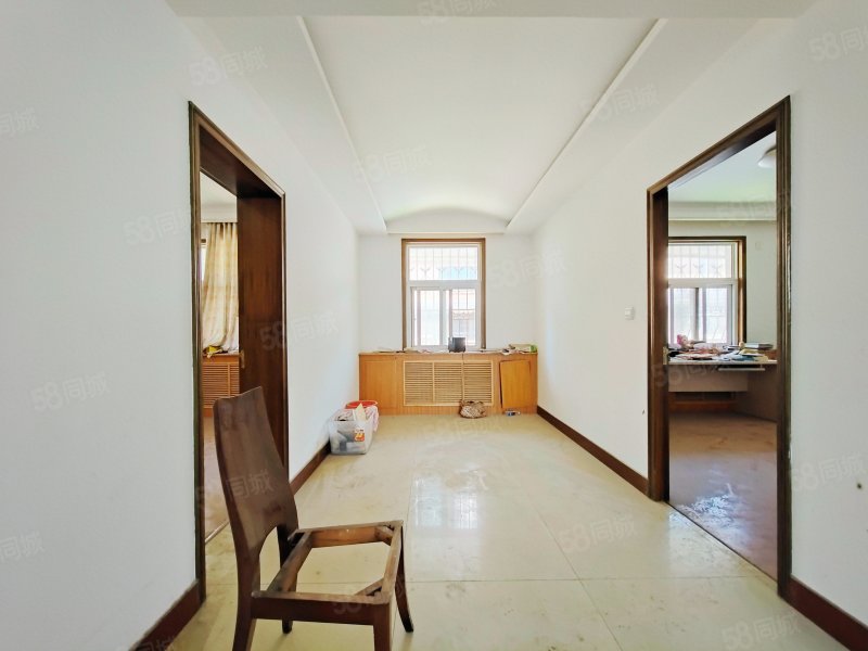 帝苑别墅(别墅)6室3厅3卫321㎡南北673万