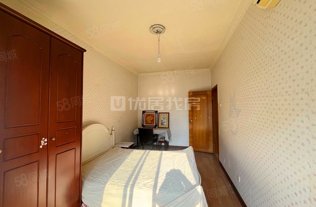 秀山花园3室2厅137㎡78万二手房图片