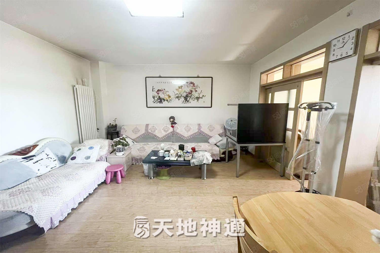 于家園二區(qū)(南院)3室1廳1衛(wèi)91.11㎡東西135萬(wàn)