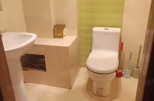 金坐标1室0厅64.93㎡31万二手房图片