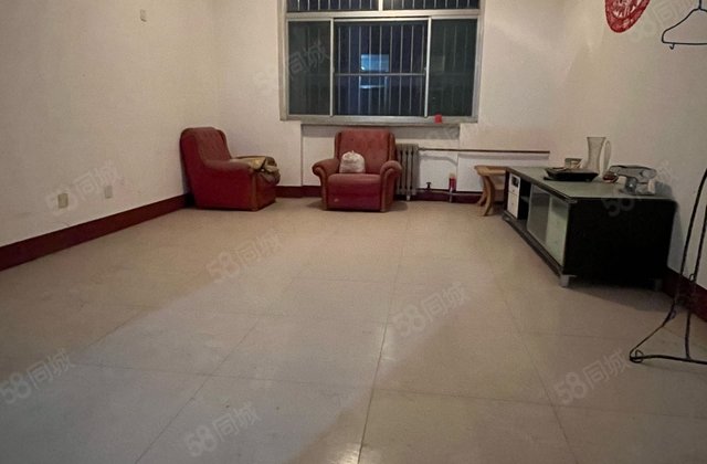 凤栖苑3室2厅1卫高性价比诚心出售价格可谈高性价比