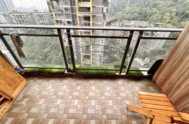 金阳易诚国际2室2厅90.6㎡75万二手房图片